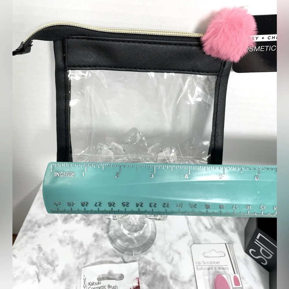 Sassy + Chic Makeup Organizer NWT